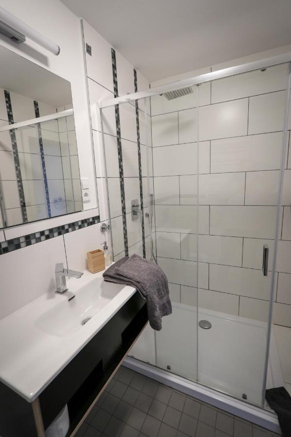 Zur Krone Neuotting Экстерьер фото